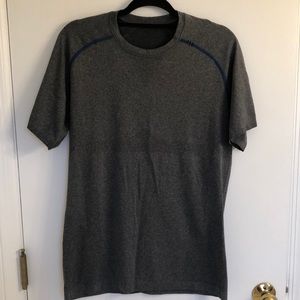 Men’s Lululemon Shirt, size M